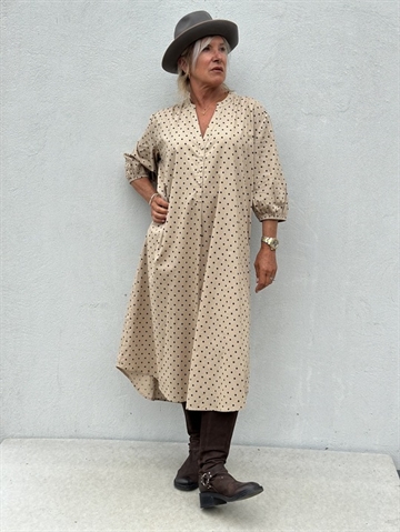 GASPAR Love Dot Dress 2507707 Kjole Sand 